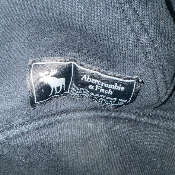 Abercrombie Kids Boys Black Pullover Hoodie Size 7/8 - Picture 3 of 5